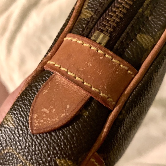 👑✅PRICE FIRM✅ AUTHENTIC LV Marley Dragonne PM - Picture 9 of 17